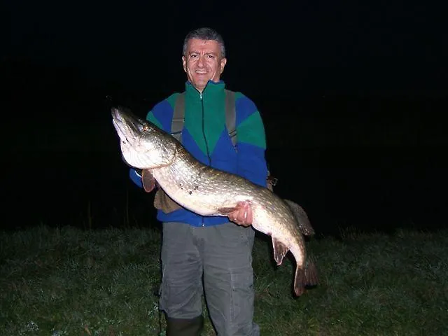 De Halve Maan 2* Bovenkarspel